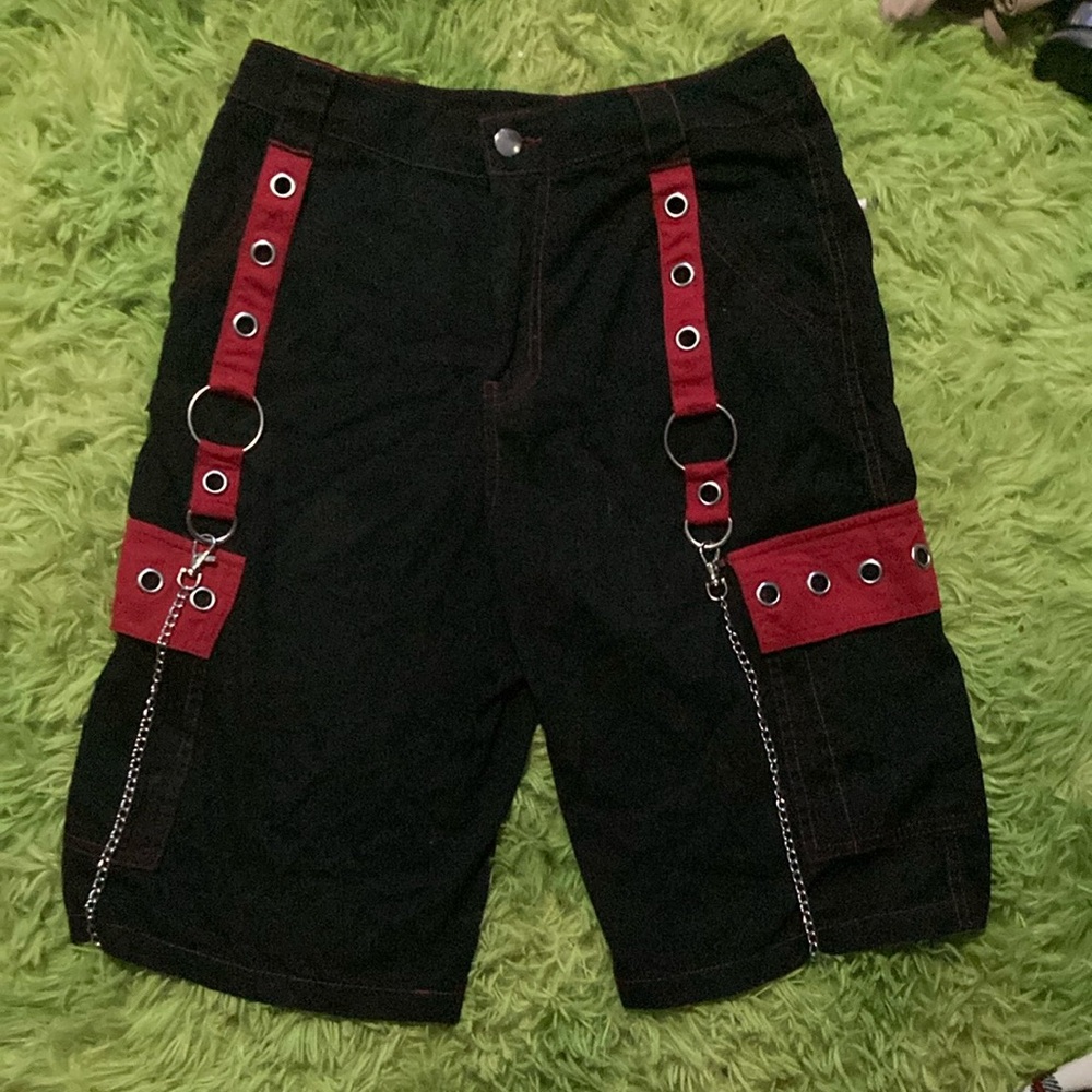 Hot topic men’s shorts black